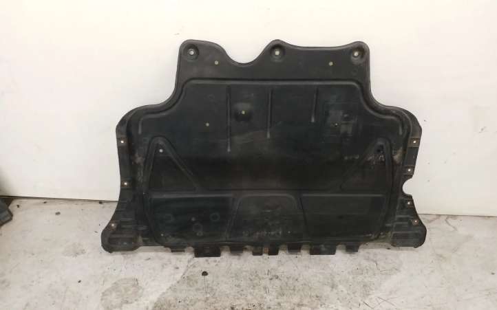 5Q0825236 Audi A3 S3 8V Variklio dugno apsauga