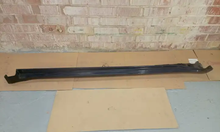 Toyota Avensis T270 (2012 - 2015)  7586005010 Порог