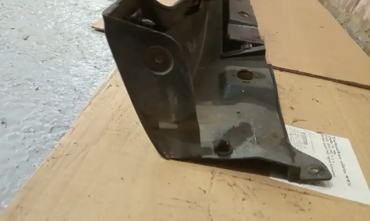 Toyota Avensis T270 (2012 - 2015)  7586005010 Порог