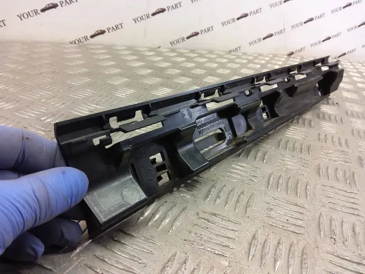 BMW X1 F48 F49 (2015 - 2022) 7332330 Обшивка порога — фото 2