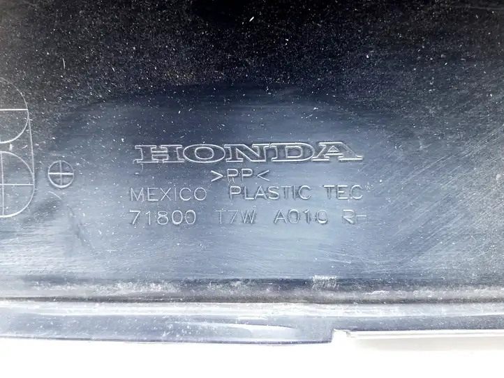 Honda HR-V (2015 - 2020) 71800T7WA010 Порог кузова — фото 5