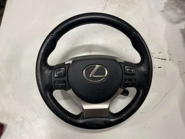 Lexus NX Vairas