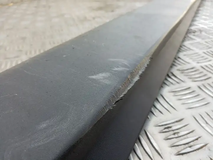 Kia Sorento (2009 - 2014)  877522P000 Порог