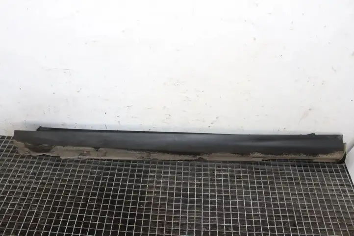 Ford Focus (2019 - )  BM51A10155AL Порог