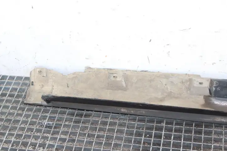 Ford Focus (2019 - )  BM51A10155AL Порог