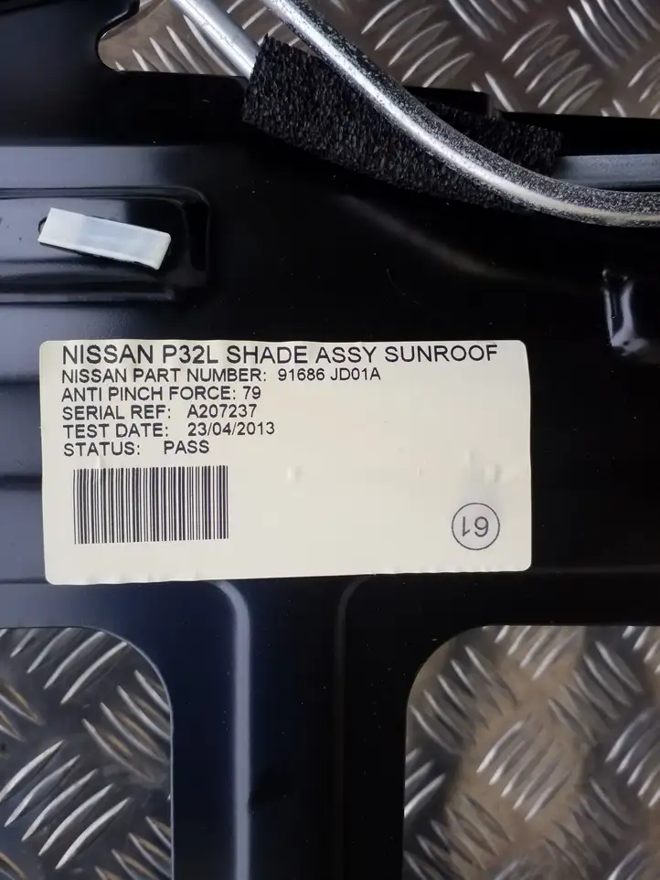 Nissan Qashqai (2010 - 2013) 91686JD01A Комплект люка крыши — фото 2