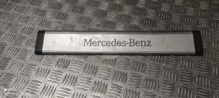 Mercedes-Benz ML W164 (2005 - 2011)  1646805035 Порог