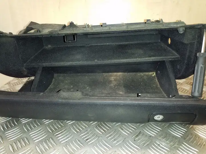 Mercedes-Benz ML W164 (2005 - 2011) A1646890239 Бардачок в сборе — фото 7