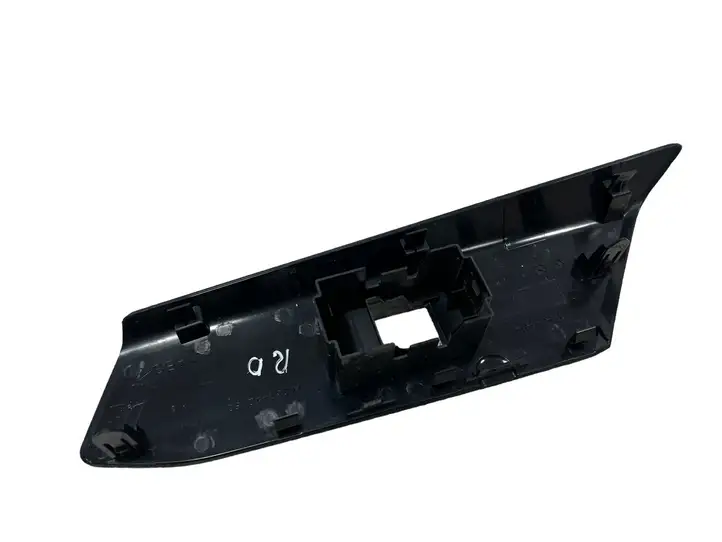 Toyota RAV 4 (XA40) (2012 - 2018) 7423142180 Накладка кнопки стеклоподъемника — фото 3