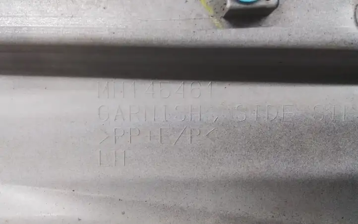 Mitsubishi Grandis (2003 - 2012) MN145461 Порог кузова — фото 6