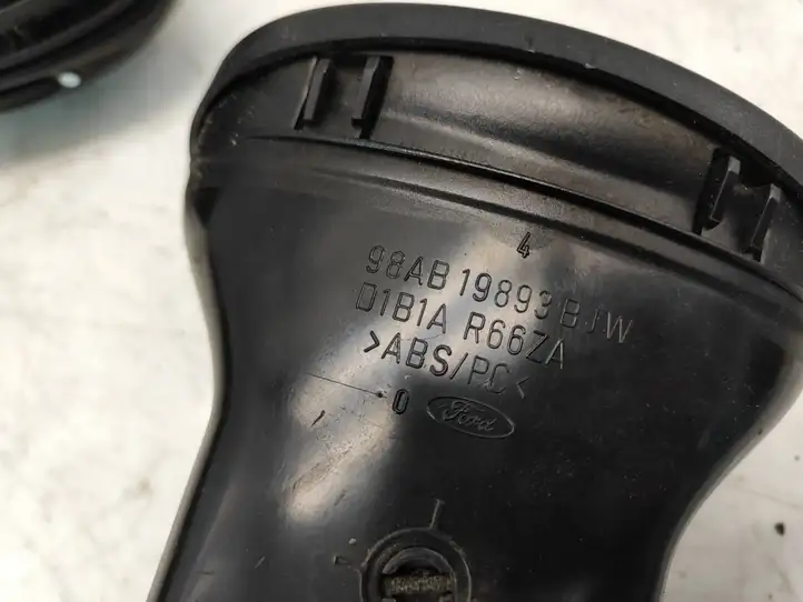 Ford Focus (1998 - 2004) 98AB19893BJW Боковой воздушный дефлектор — фото 4