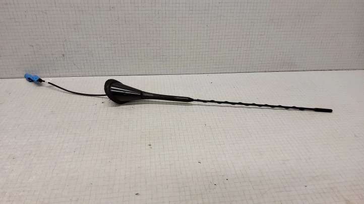 013279805 Opel Zafira B Radio antena