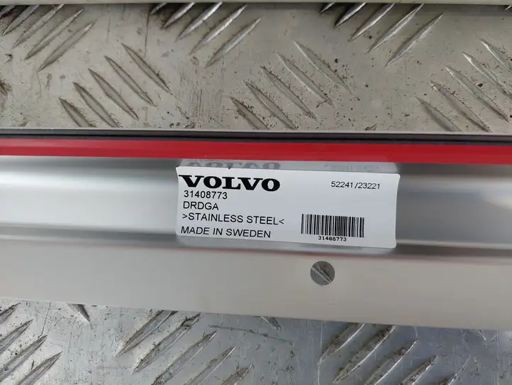 Volvo S90, V90 (2016 - 2020) 31408773 Порог кузова — фото 2