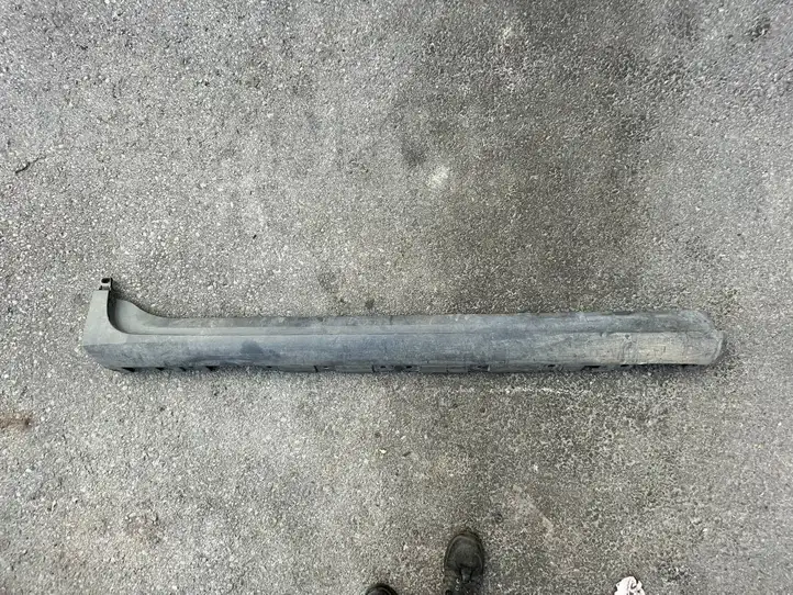 BMW X3 F25 (2010 - 2017)  51777210080 Порог