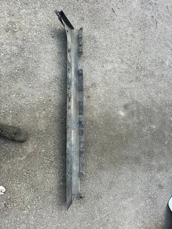 BMW X3 F25 (2010 - 2017)  51777210080 Порог