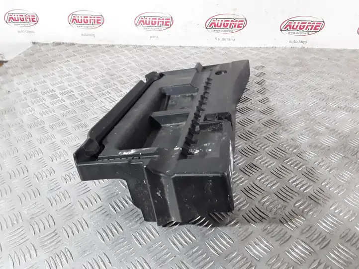 Land Rover Range Rover L322 (2009 - 2012) 7H42100A90BA Прочая отделка багажника — фото 3
