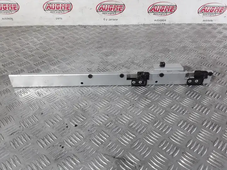 Land Rover Range Rover L322 (2009 - 2012) AH4213511AE Прочая отделка багажника — фото 5