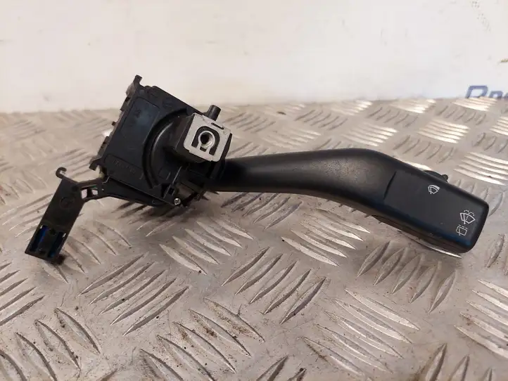 Volkswagen Golf V (2003 - 2009) ANP80H023A Переключатель стеклоочистителей — фото 2