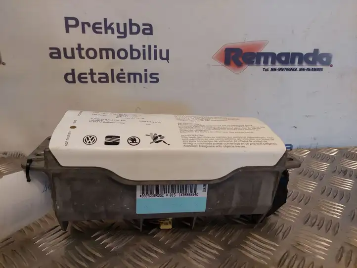 Volkswagen Golf Plus (2004 - 2008) 1K0880204K Подушка безопасности пассажира — фото 1