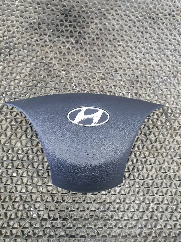 Hyundai i30 (2015 - 2017) 56900A6000 Подушка безопасности руля — фото 2