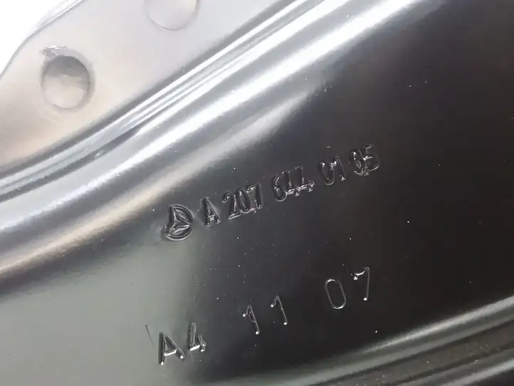 Mercedes-Benz E A207 (2010 - 2017) A2076440105 Другая часть кузова — фото 3