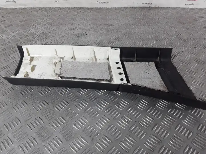Land Rover Range Rover L322 (2009 - 2012) 51478268851 Нижняя обшивка стойки B — фото 8