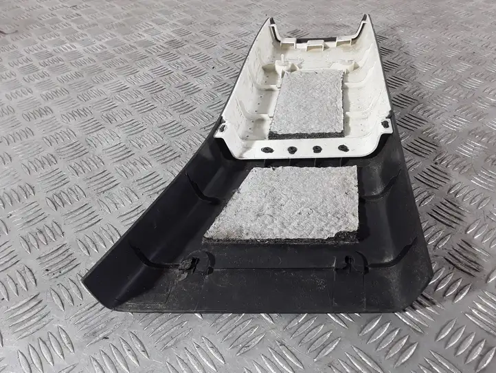Land Rover Range Rover L322 (2009 - 2012) 51478268851 Нижняя обшивка стойки B — фото 9
