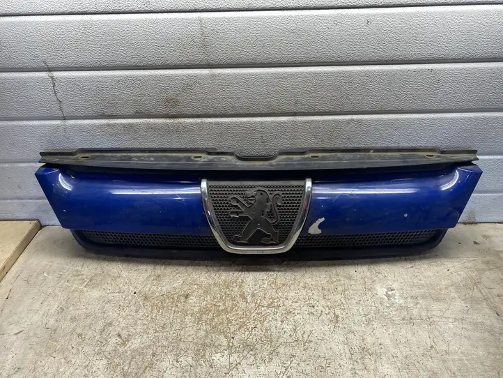 Peugeot 407 (2004 - 2011) 1304703070 Другая часть кузова — фото 1
