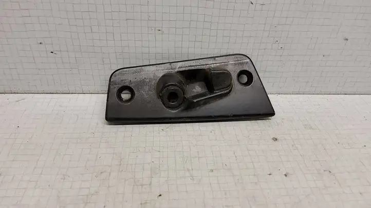 Volkswagen Transporter-Caravelle (2003 - 2009)  7H0843640F Другая часть кузова