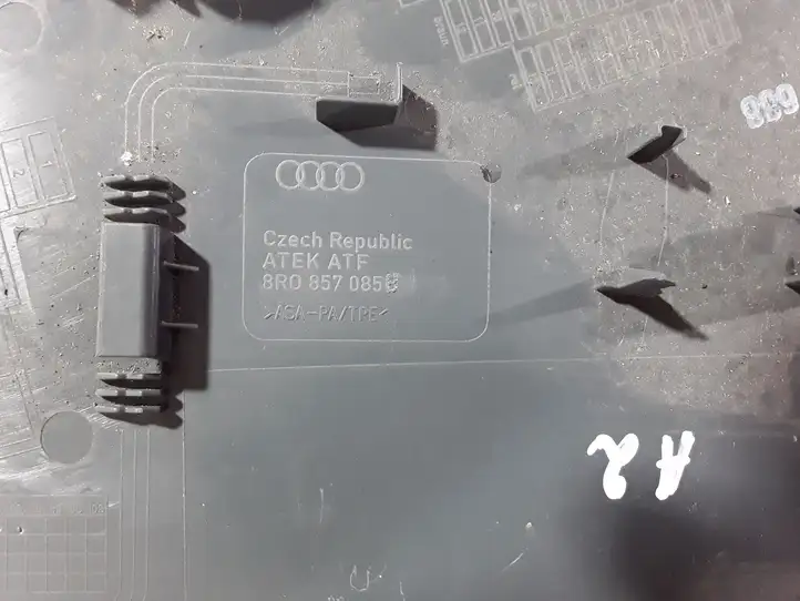 Audi Q5 SQ5 (2008 - 2012) 8R0857085B Боковая отделка панели приборов — фото 2