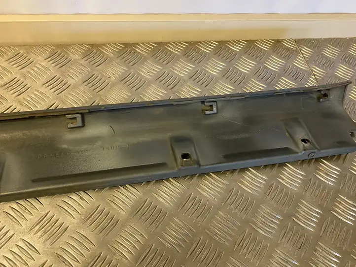 Toyota Land Cruiser (HDJ90) (1996 - 2002) 7580660010 Порог кузова — фото 4