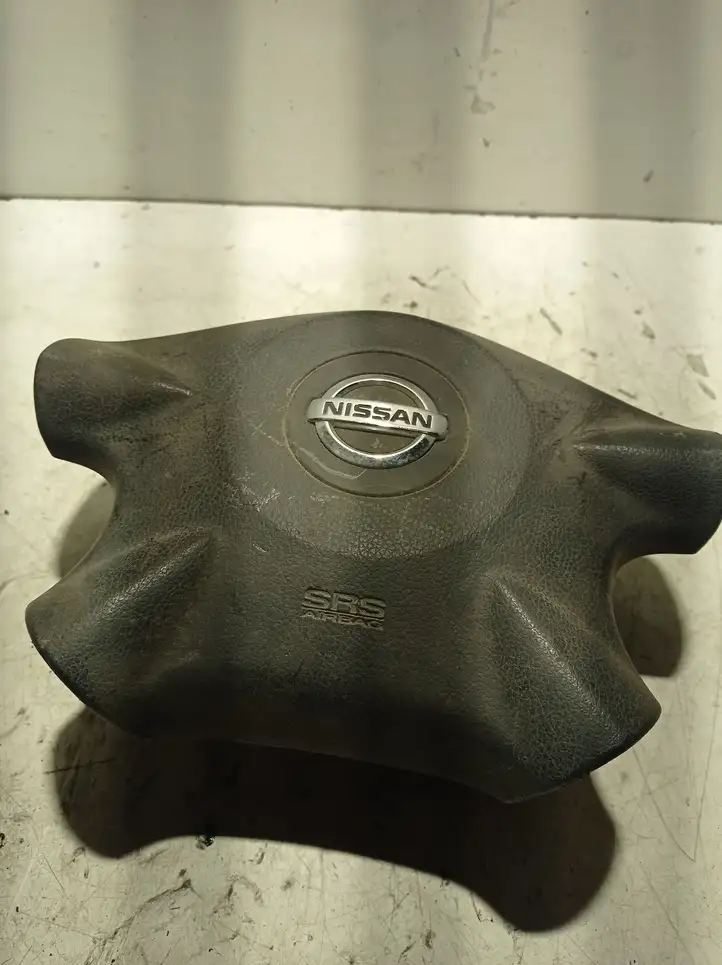 Nissan X-Trail T30 (2001 - 2007) Подушка безопасности руля — фото 1