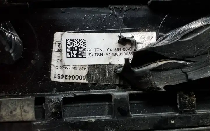 Tesla Model X (2015 - 2021)  104136400G Другая часть кузова