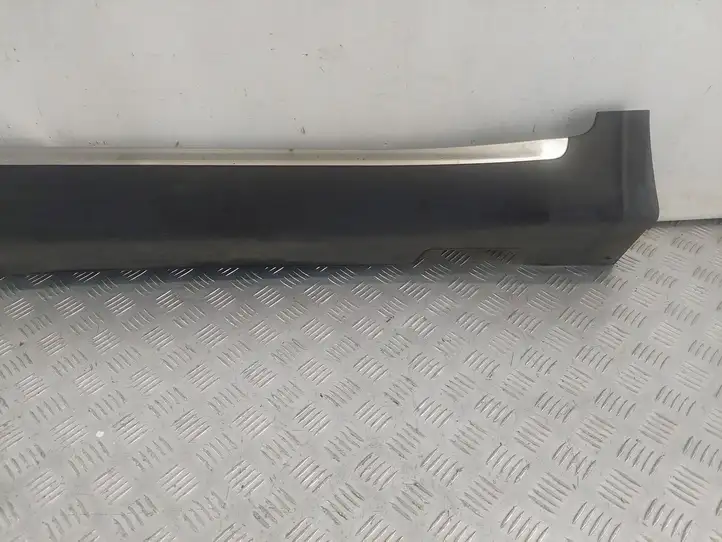 Kia Sportage (2016 - 2018)  87754F1110 Порог