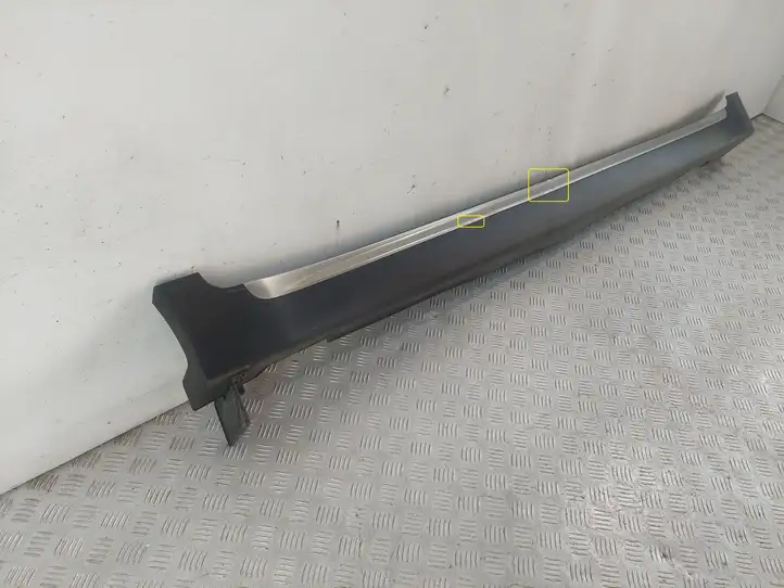 Kia Sportage (2016 - 2018)  87754F1110 Порог