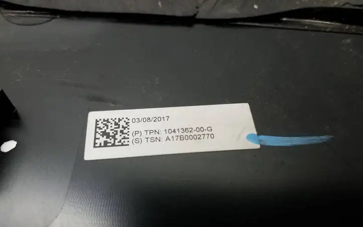 Tesla Model X (2015 - 2021) 104136200G Другая часть кузова — фото 6