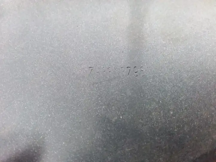 Volkswagen Transporter-Caravelle (2003 - 2009)  7H3843796F Другая часть кузова