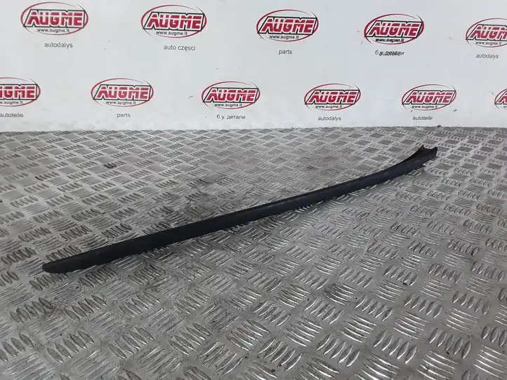 Audi Q5 SQ5 (2008 - 2012) 8R0854328A Накладка стоек лобового стекла — фото 1