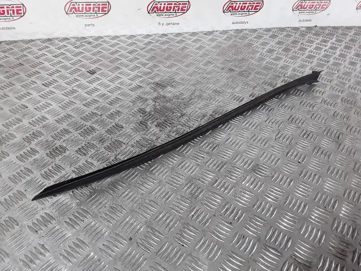 Audi Q5 SQ5 (2008 - 2012) 8R0854328A Накладка стоек лобового стекла — фото 3