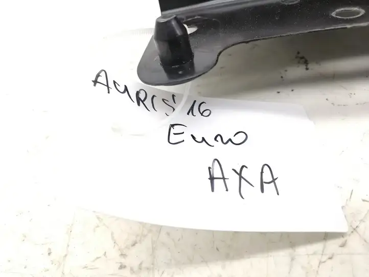 Toyota Auris E180 (2012 - 2018) Другая часть кузова — фото 2
