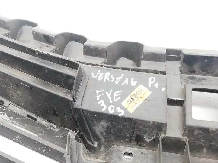 Toyota Verso (2012 - 2015) 531110F060 Другая часть кузова — фото 2
