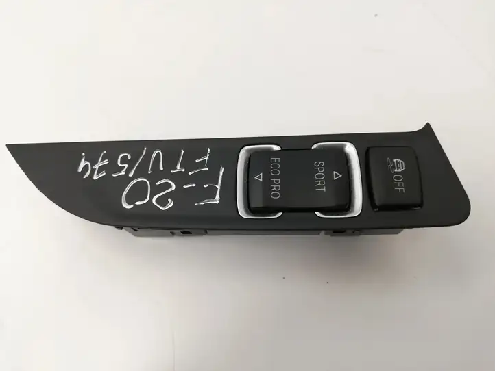 BMW 1 F20 F21 (2011 - 2019) 9252920 Кнопка фаркопа в багажнике — фото 2