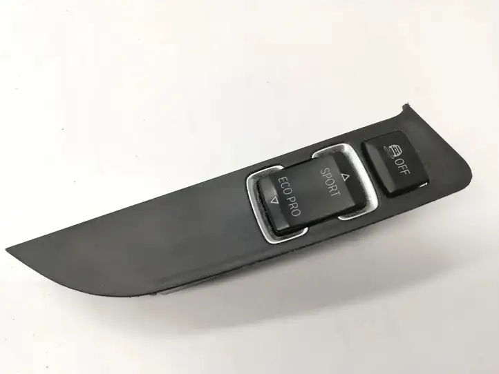 BMW 1 F20 F21 (2011 - 2019) 9252920 Кнопка фаркопа в багажнике — фото 1
