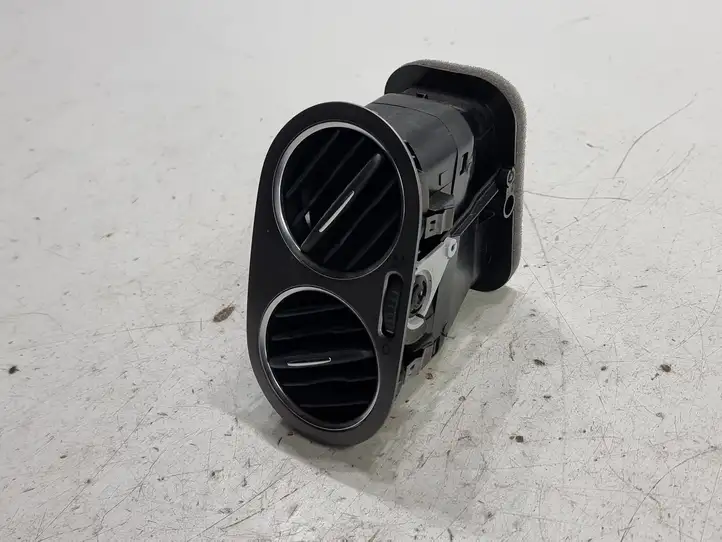 Volkswagen Tiguan (2007 - 2011) 5M0819759 Боковой воздушный дефлектор — фото 4