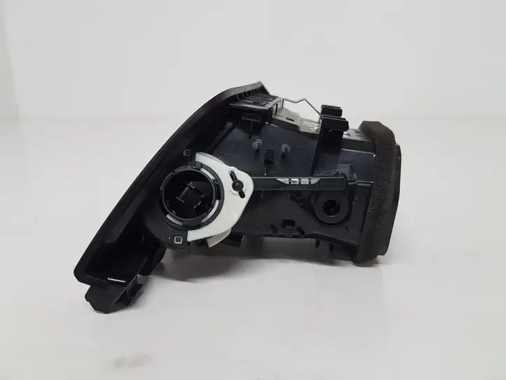 BMW 3 F30 F35 F31 (2012 - 2018) 923197013 Боковой воздушный дефлектор — фото 3