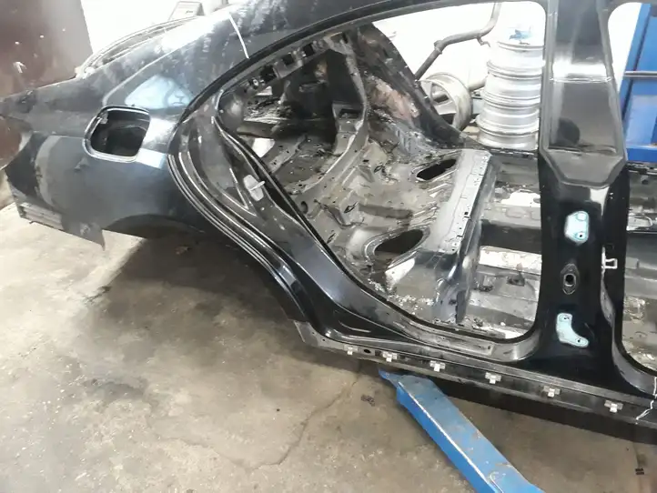 Mercedes-Benz CLS C218,X218 (2011 - 2017) Задняя четверть — фото 1