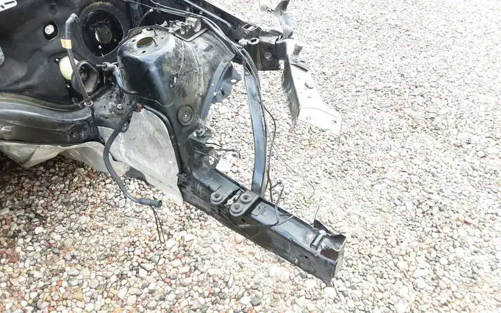 Jeep Grand Cherokee (2010 - 2021) Кузов — фото 6