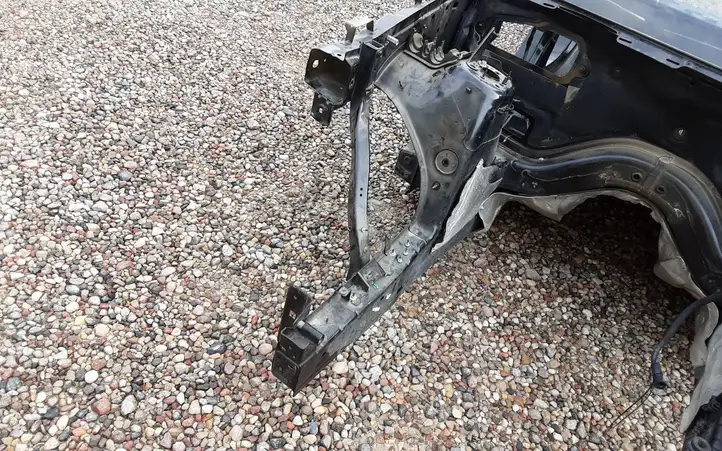 Jeep Grand Cherokee (2010 - 2021) Кузов — фото 10