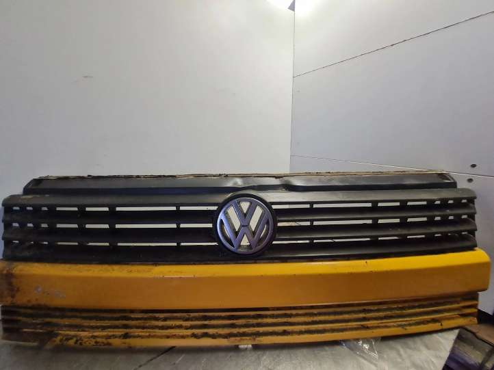 Volkswagen Transporter - Caravelle T4 Grotelės priekinės