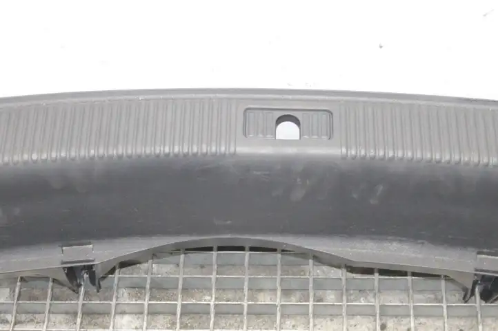 Audi A5 8T 8F (2007 - 2011) 8T8864483 Отделка порога багажника — фото 3